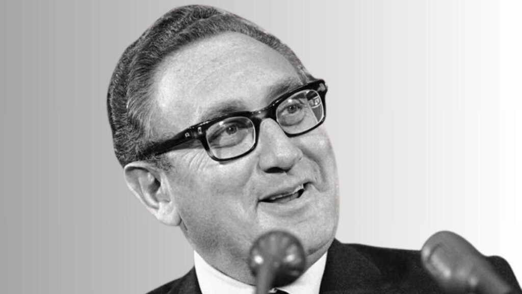 Henry Kissinger-Is Kissinger still living-What is Henry Kissinger most famous for-henry kissinger net worth